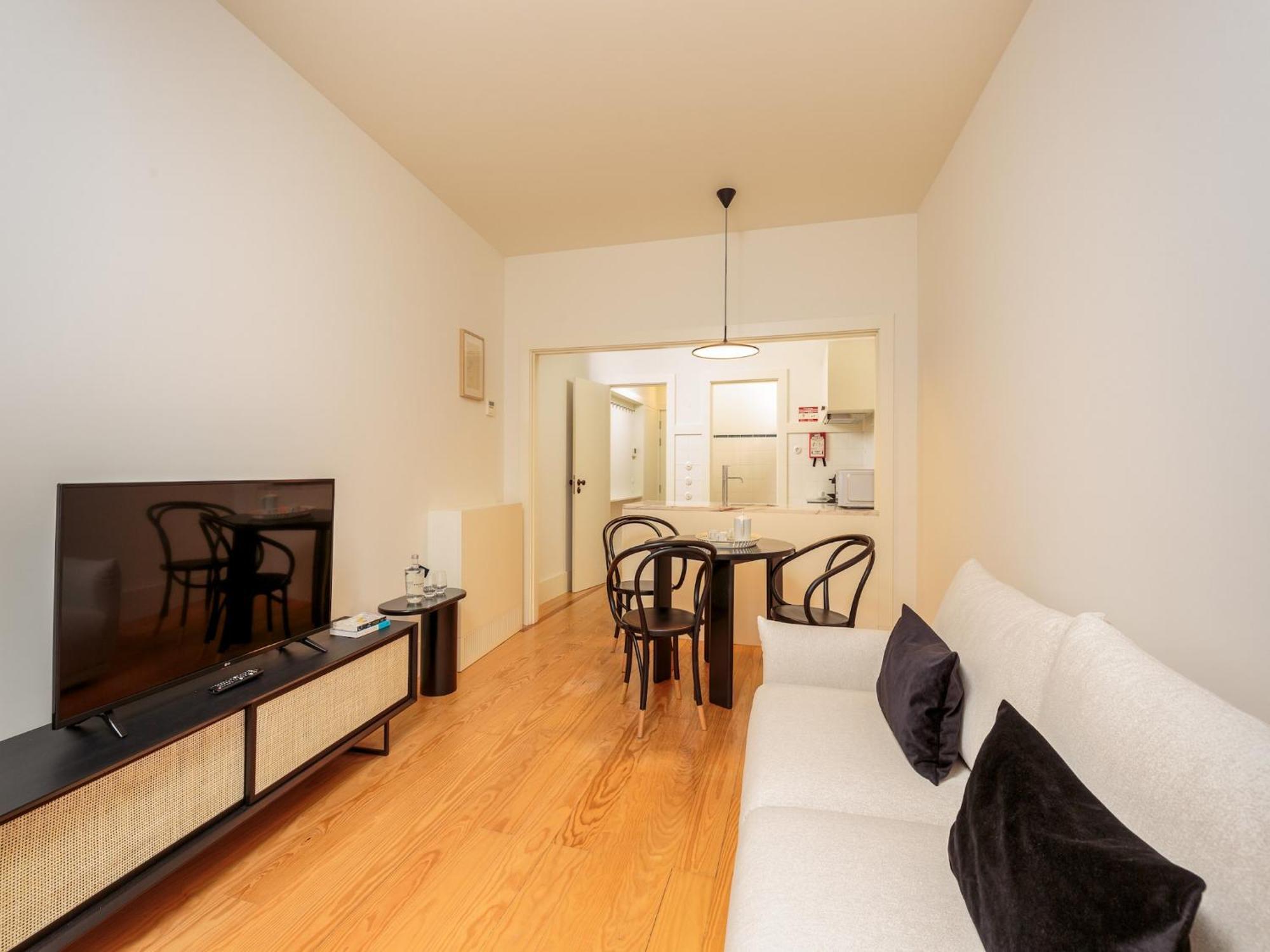 Appartement Cozy Getaway In With Balcony